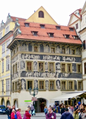 House At The Minute, Prague